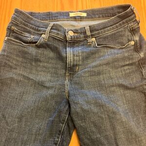 Levi's Dark Blue Boot Cut Jeans woman’s size 8 mid rise